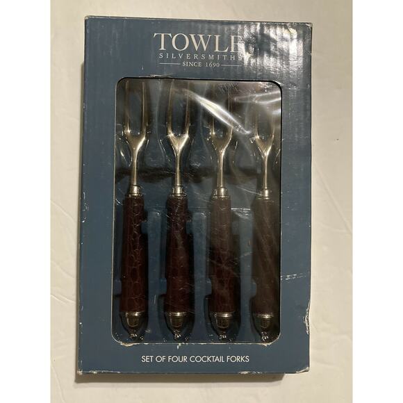 TOWLE Living Stainless Steel Crocodile Print Cocktail Forks Set of 4 - Picture 1 of 2